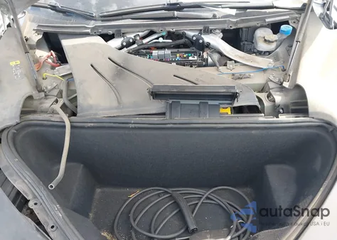 2017 Tesla Model S из США, поврежденный, VIN 5YJSA1E20HF230320